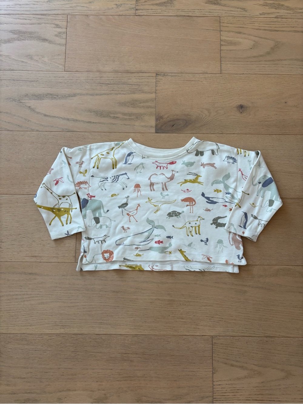 Pehr kid ivory animal print top, size 3T